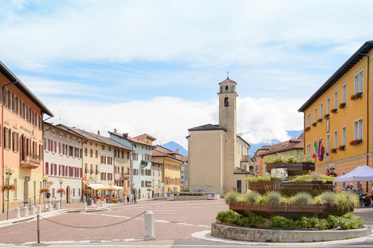 Trentino Apartments - Il Gufo Vacanze Borgo Valsugana Exteriör bild